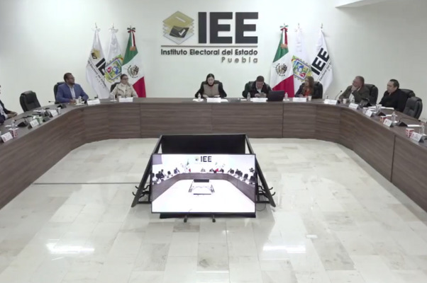 El Consejo General del IEE Puebla aprobó el dictamen o punto de acuerdo mediante el cual se confirma que no habrá ningún partido local nuevo
