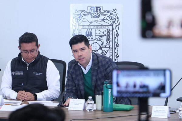 El diputado del PVEM habló respecto de la iniciativa del PAN, Morena y PT que busca otorgar dos horas gratuitas en los estacionamientos