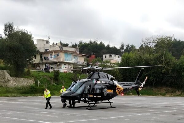 Víctima de explosión en Huauchinango es trasladada al Hospital de Traumatología y Ortopedia IMSS-Bienestar.