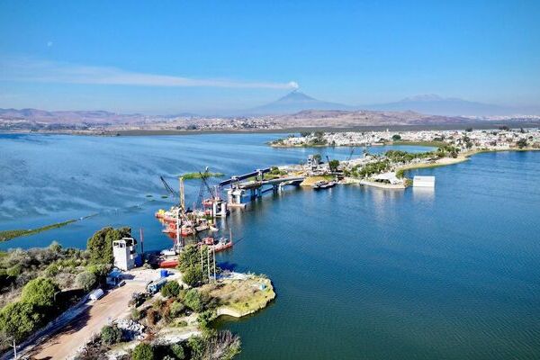 El Puente en el Lago de Valsequillo es una obra que beneficia de forma directa a siete municipios y a más de 1.7 millones de personas