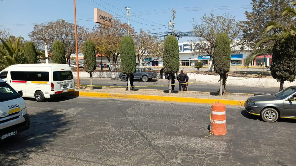 Abandonan camioneta con cuerpo desmebrado en Texmelucan; víctima sería hombre desaparecido desde el 26 de enero