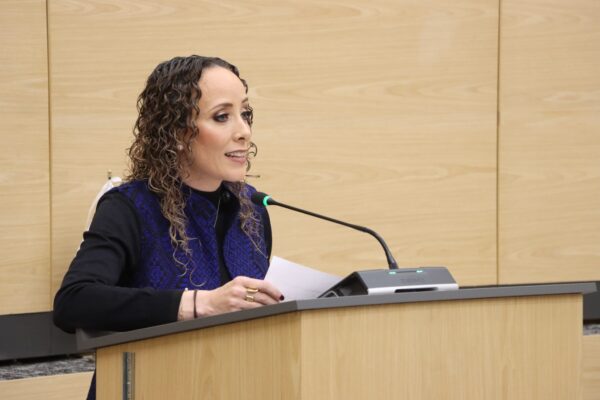 Diputada Susana Riestra presenta iniciativa para crear el Registro Estatal Nominal de Vacunación en Puebla