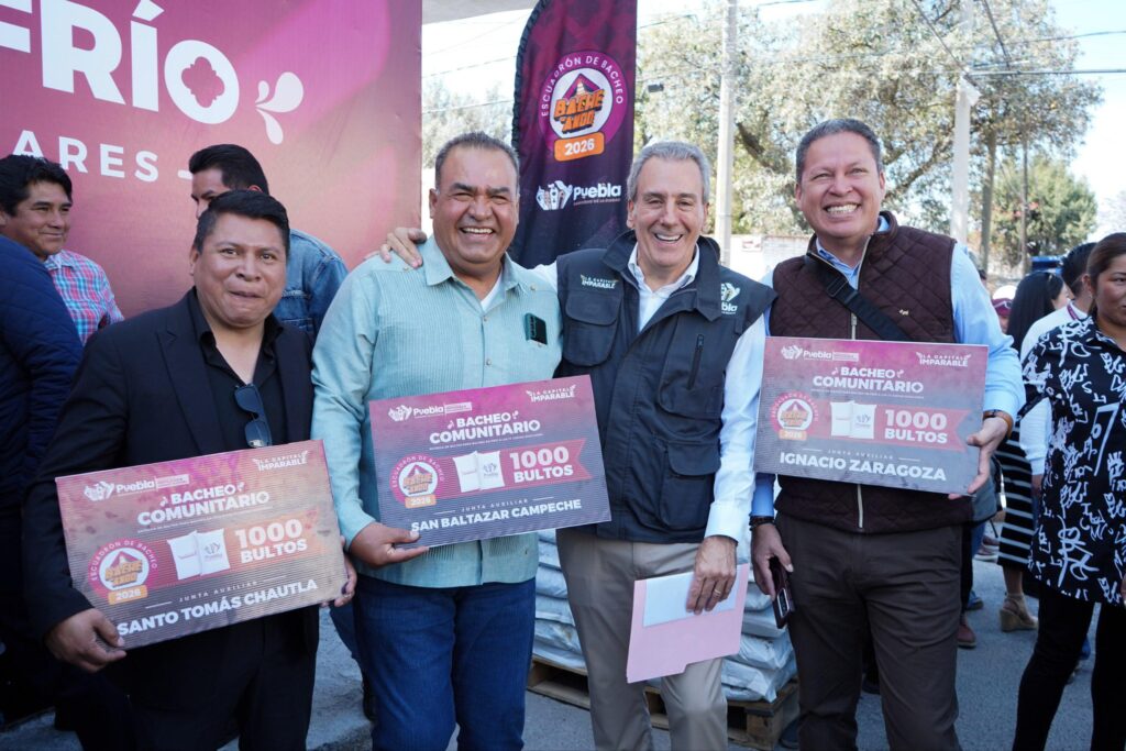 Impulsa Pepe Chedraui estrategia integral de bacheo en juntas auxiliares de la ciudad de Puebla
