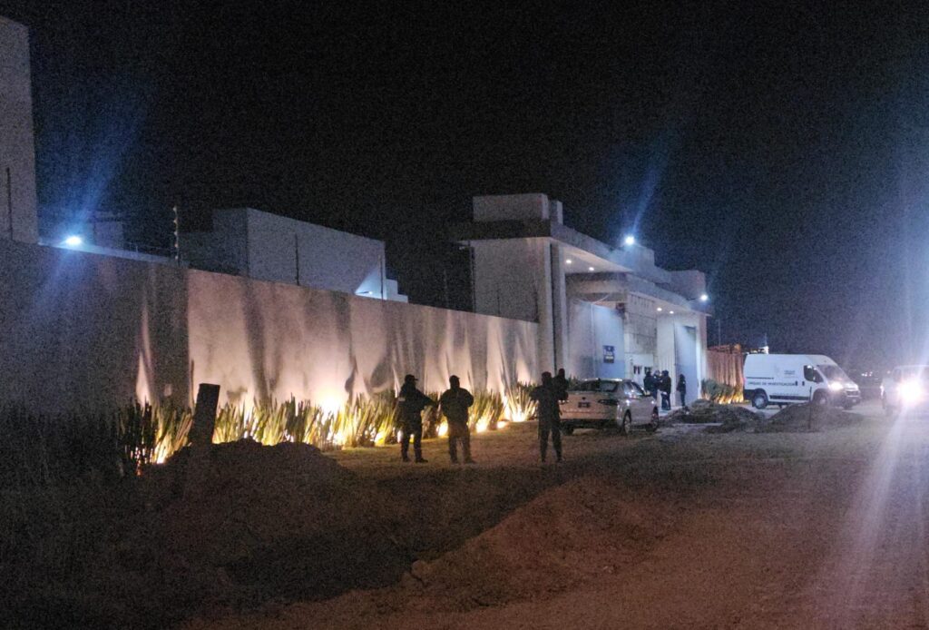 FGE Puebla hace cateo en fraccionamiento donde vivió Armando N. "El jaguar", asesinado en Casino Big Bola en 2024