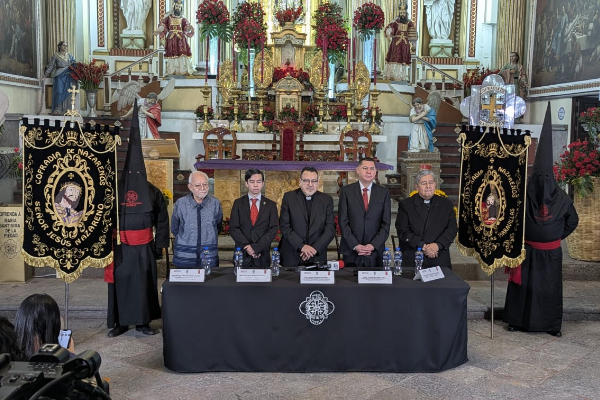 La Procesión de Viernes Santo en Puebla se ha consolidado como una de las manifestaciones religiosas más importantes de México