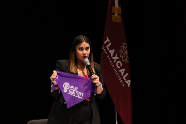 Tlaxcala impulsa acciones contra la violencia digital con foro “Ley Olimpia"