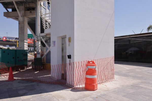 Gobierno de Puebla cierra elevadores y escaleras eléctricas en Vía Atlixcáyotl tras ser vandalizados
