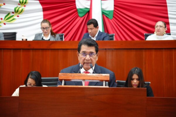 La Universidad Autónoma de Tlaxcala actualmente atiende a 23 mil estudiantes, y es uno de principales motores del progreso estatal, dijo