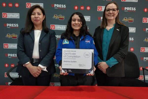 UPAEP | Alumna de Biotecnología es reconocida por la NASA por proyecto de biotecnología espacial