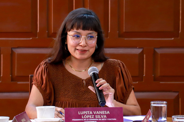 Colectiva feminista acusa a regidora poblana, Vanesa López Silva, de hostigamiento laboral