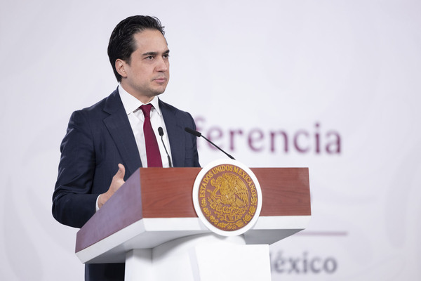 Jorge Mendoza, director de Banobras, presentó ante la Presidenta Sheinbaum el plan de infraestructura carretera más grande del actual gobierno