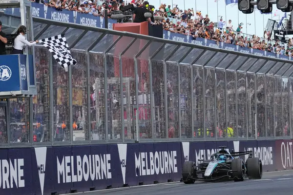 George Russell de Mercedes se lleva el GP de Australia; inicia la temporada 2026 de la F1