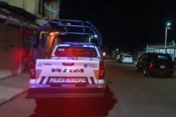 Policías municipales de Tlaxcala evitan agresión física a una adolescente de 16 años; agresor es atendido por adicciones