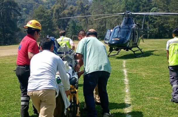 Ambulancia aérea traslada a paciente desde Zacapoaxtla al Hospital de Traumatología y Ortopedia IMSS-Bienestar
