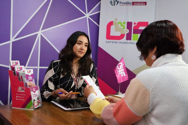 Puerta Violeta ofrece atención a víctimas de violencia física, económica, psicológica y sexual, brindando asesoría jurídica y acompañamiento