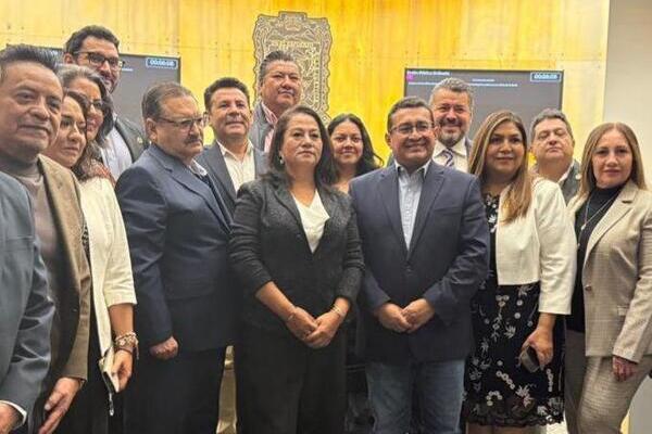 Presentaron ante el Congreso un paquete de propuestas legislativas orientadas a modernizar el marco jurídico en materia de obra pública