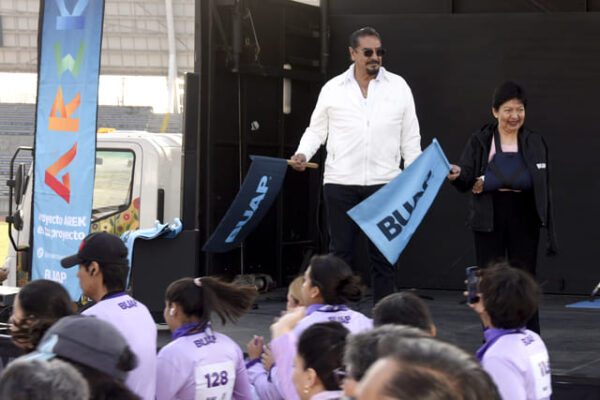 Realiza BUAP Carrera de la Mujer Universitaria con 1,800 corredoras y corredores